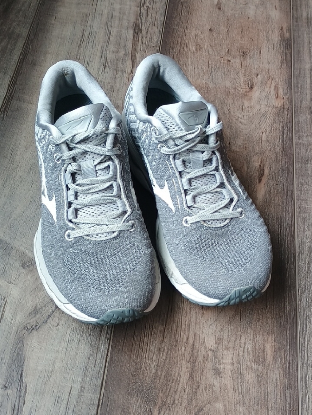 Mizuno Gray Knit Running Sneakers - Picture 2 of 11